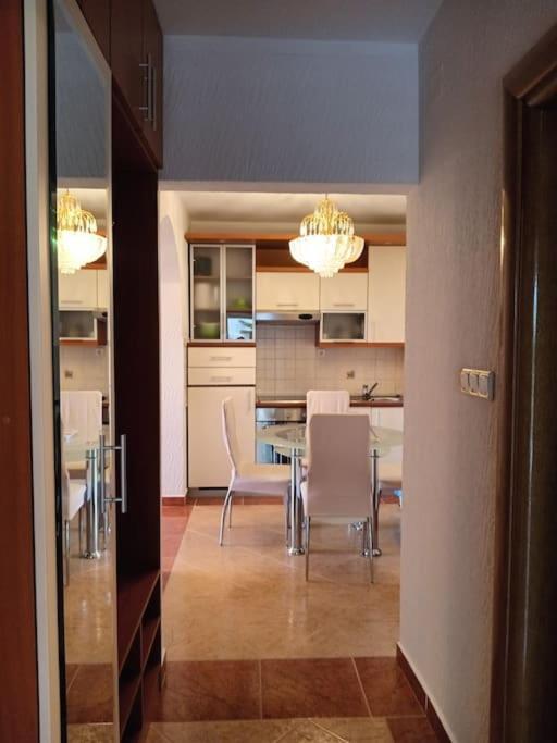 Ferienwohnung Nena In Crikvenica Buitenkant foto