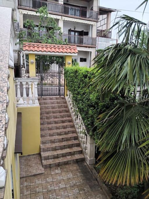 Ferienwohnung Nena In Crikvenica Buitenkant foto